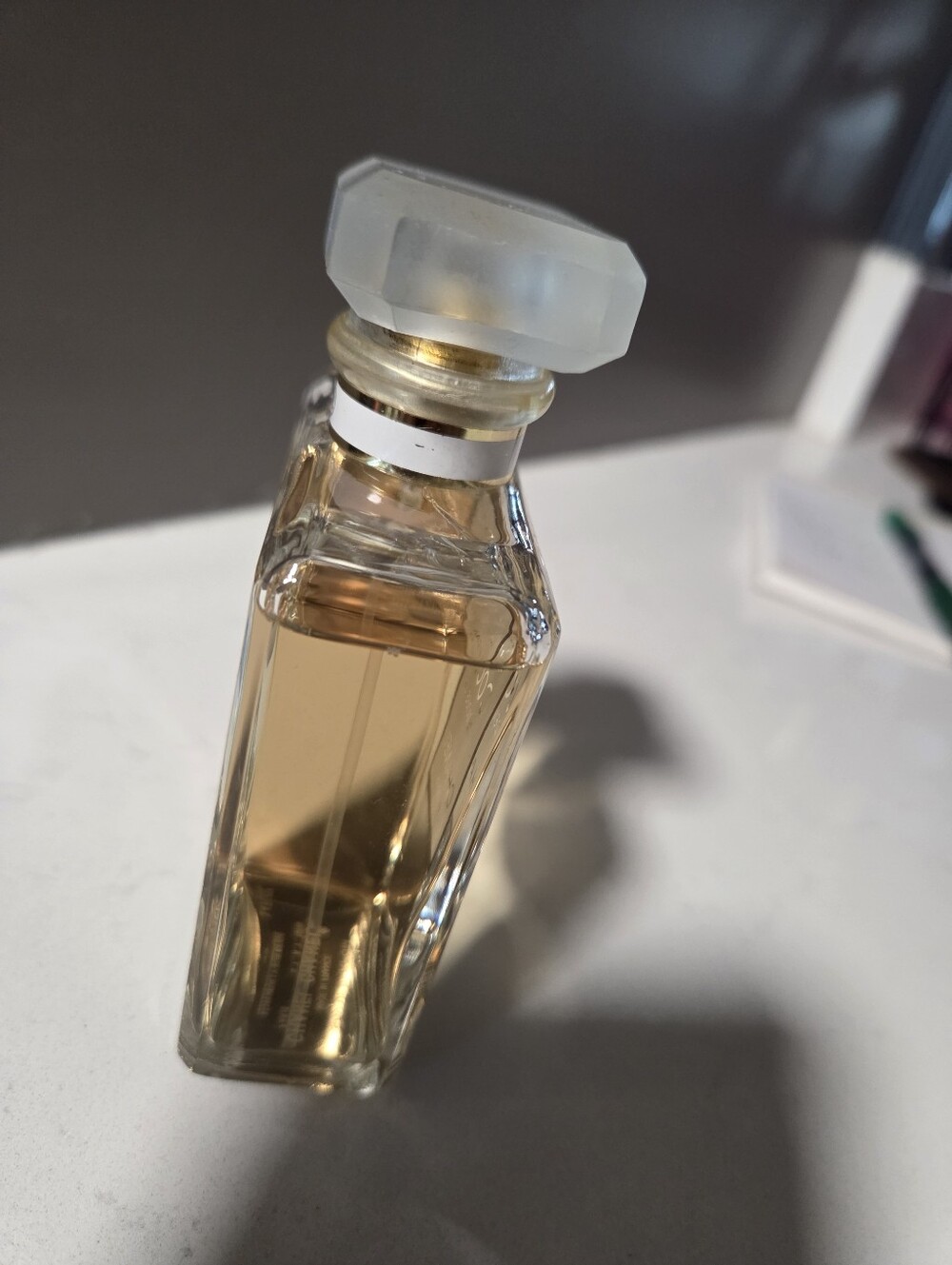 EUC Chanel Coco Mademoiselle 3.4oz Eau De Parfum Spray - Picture 3 of 6